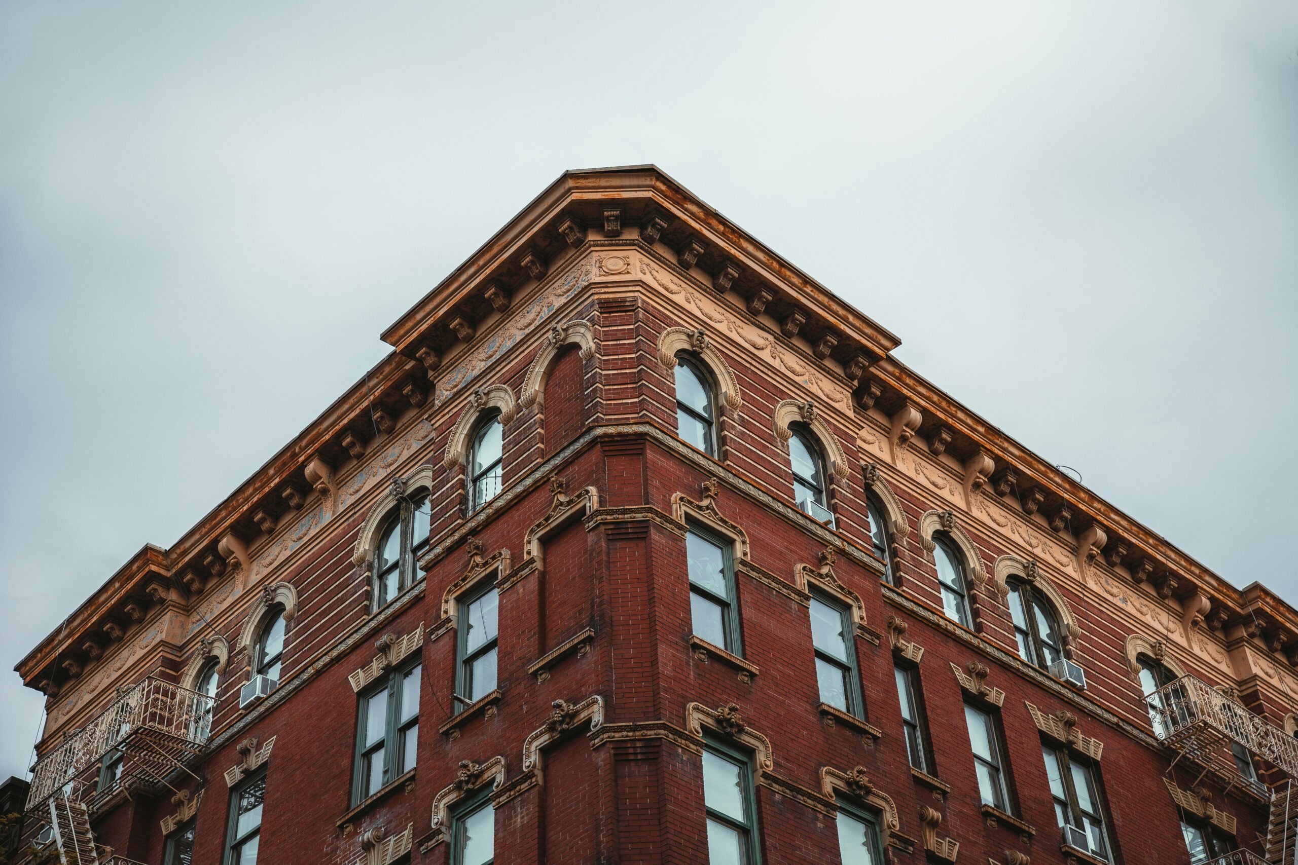 diane-picchiottino-8YLmsN04dag-unsplash-scaled image